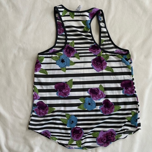 Striped Floral Tank - Picture 2 of 6